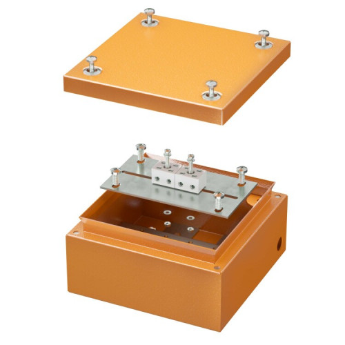 Коробка распределительная стальная FS с гладкими стенками и клеммниками, IP66,150х150х80мм,4р, 450V,6A, 4мм.кв. | FSB30404 | DKC