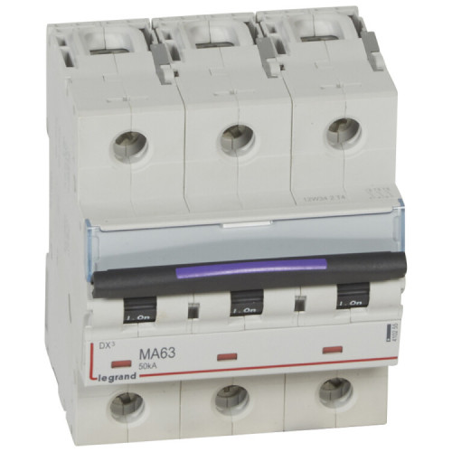 Выключатель автоматический трехполюсный DX3 63А MA 50кА (4,5 мод) | 410255 | Legrand
