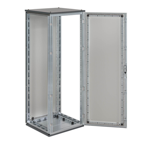 Шкаф напольный CQE ЭМС с дверью и задней панелью ВхШхГ 2000x600x600 мм | R5CQEMC2066 | DKC