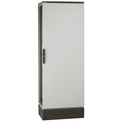 Комплект боковых неперфорированных цокольных пластин - для шкафов Altis глубиной 500 мм - высота 100 мм | 047677 | Legrand