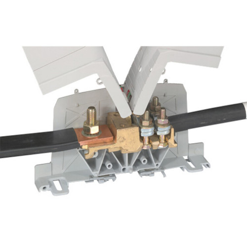 Силовая клемма Viking 3 - вывод под наконечник - вывод под кабель - шаг 55 мм | 039018 | Legrand