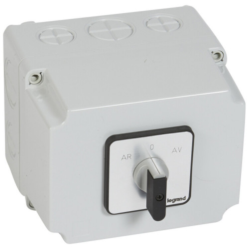Переключатель для трехфазного электродвигателя - реверс PR 40 - 5 контактов - в коробке 135х170 | 027784 | Legrand