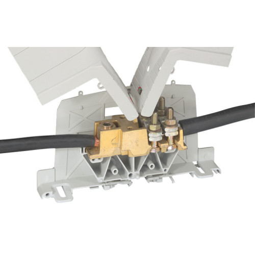 Силовая клемма Viking 3 - два вывода под кабель - шаг 42 мм | 039010 | Legrand