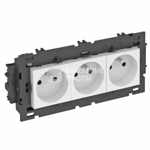 Розетка тройная 0° Modul45connect франц. стандарт, 250 В, 16A (белый) (STD-F0C8 RW3) | 6120642 | OBO Bettermann