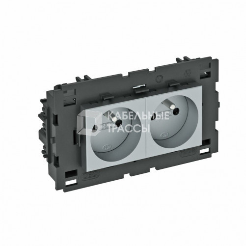 Розетка тройная 0° Modul45connect франц. стандарт, 250 В, 16A (серебристый) (STD-F0C8 AL2) | 6120632 | OBO Bettermann